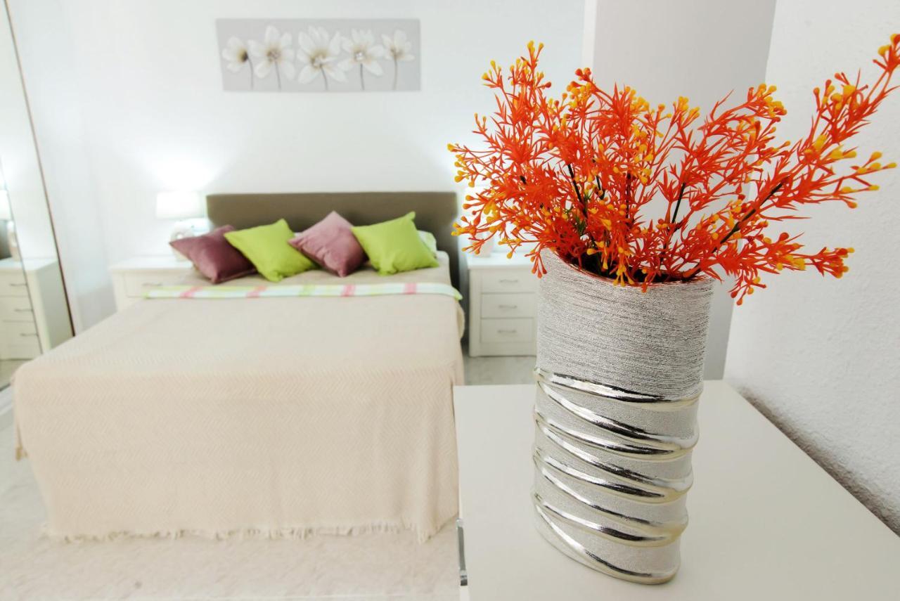 Holiday Suite Playa Del Cura Torrevieja Eksteriør billede
